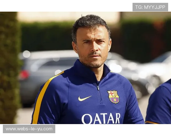 巴黎欧冠三连胜稳居榜首 恩里克成功激活进攻球员展现强大实力